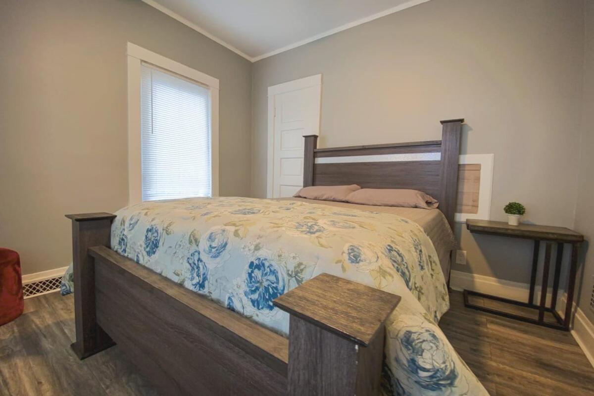 Large 6Br, 2 Bath In Niagara Falls Kültér fotó